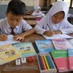 Bantuan Sarana Keterampilan Menulis SD